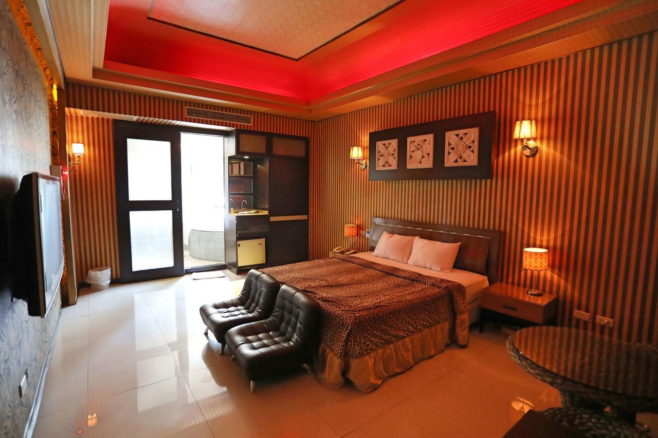 Hua Jia Motel Tainan Exterior photo